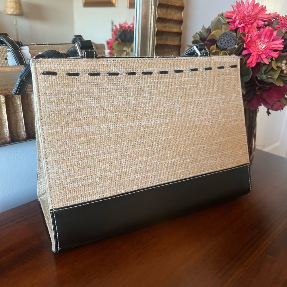 Black beachy bag